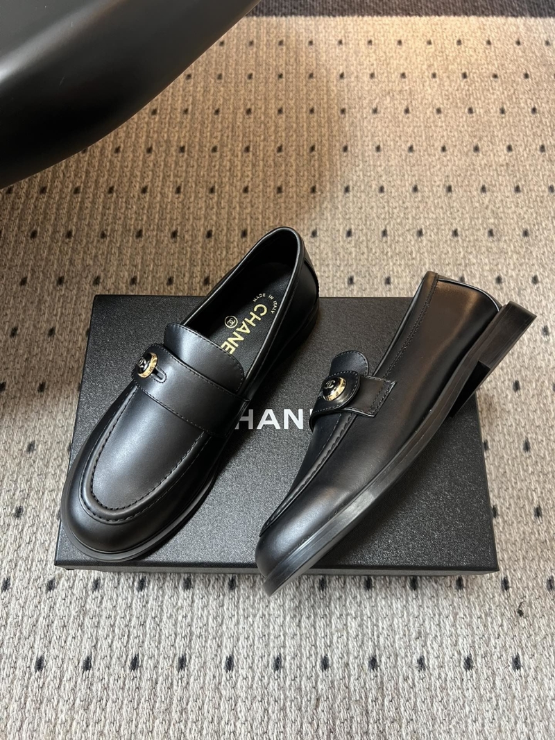 Ch**el loafers